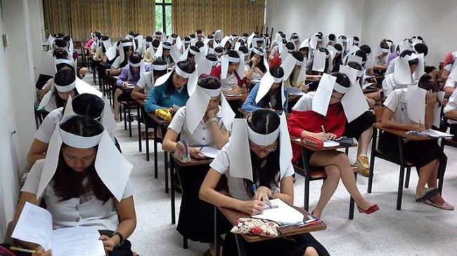 Topi `Anti Nyontek` Mahasiswa Thailand Picu Kritik